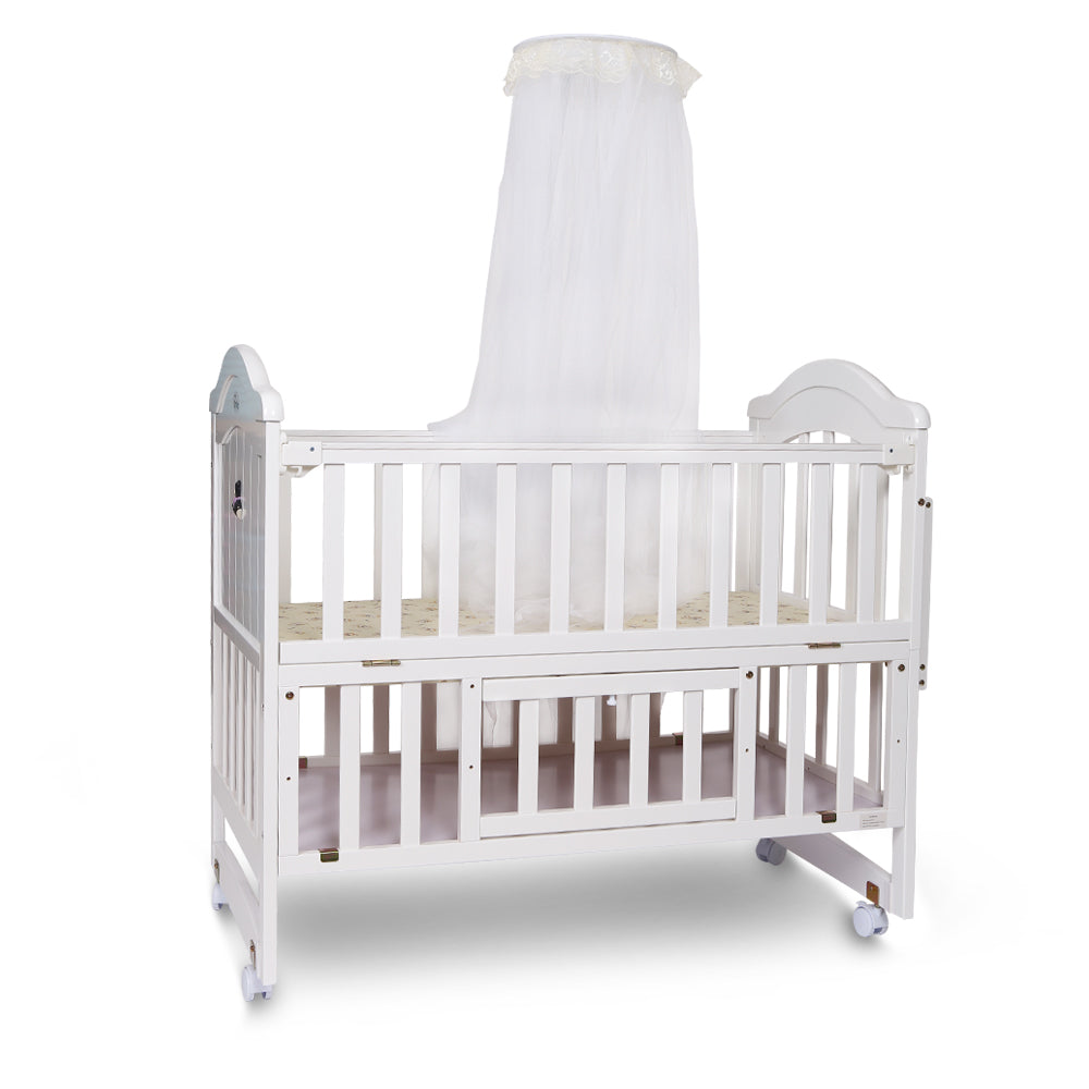 TINNIES WOODEN COT-WHITE T901